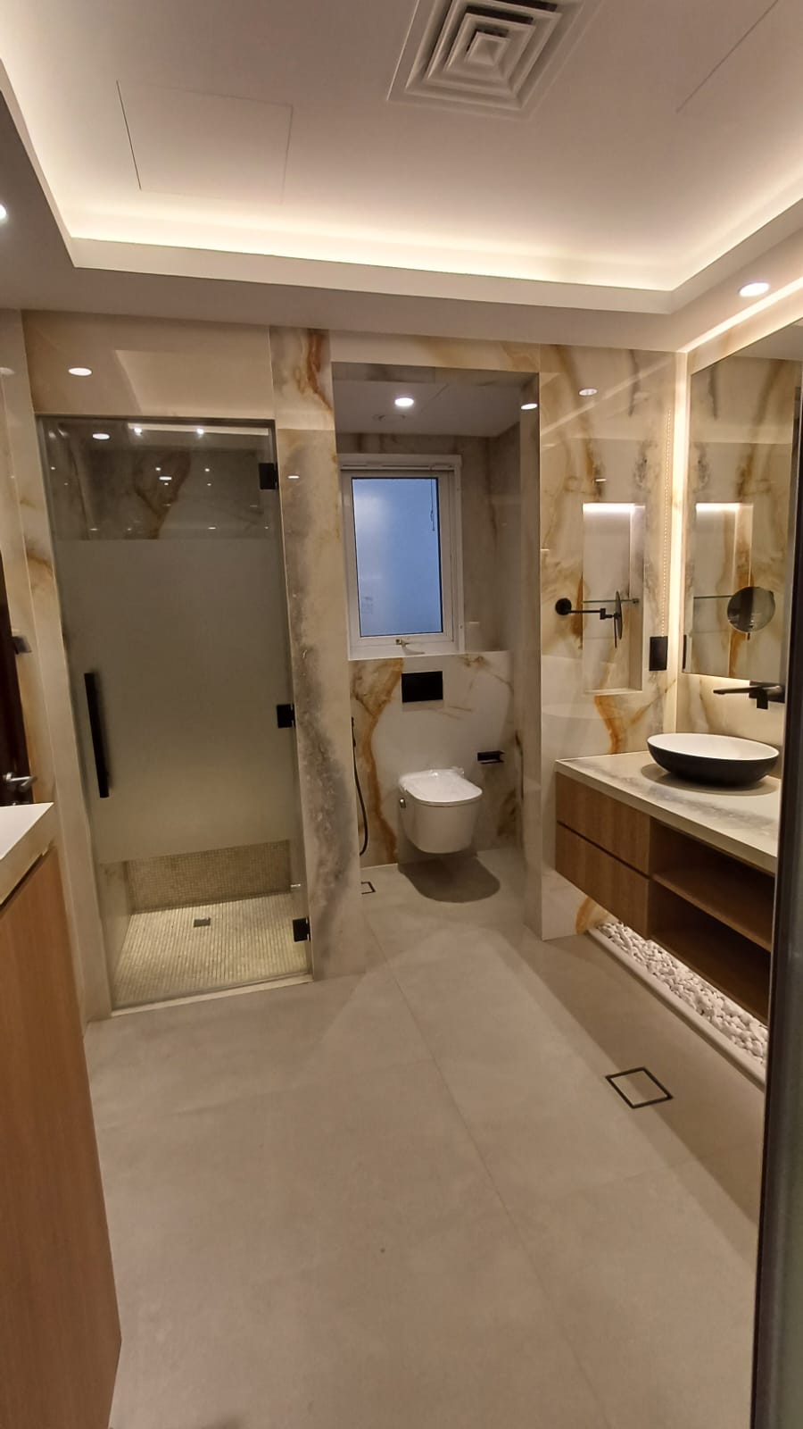 W28 Emirates Hills